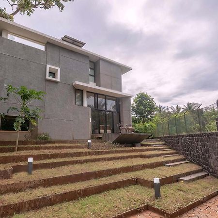 Villa Foresta By Stayvista With Modern Decor, Swimming Pool & Expansive Lawn For A Perfect Escape Lonavala Ngoại thất bức ảnh