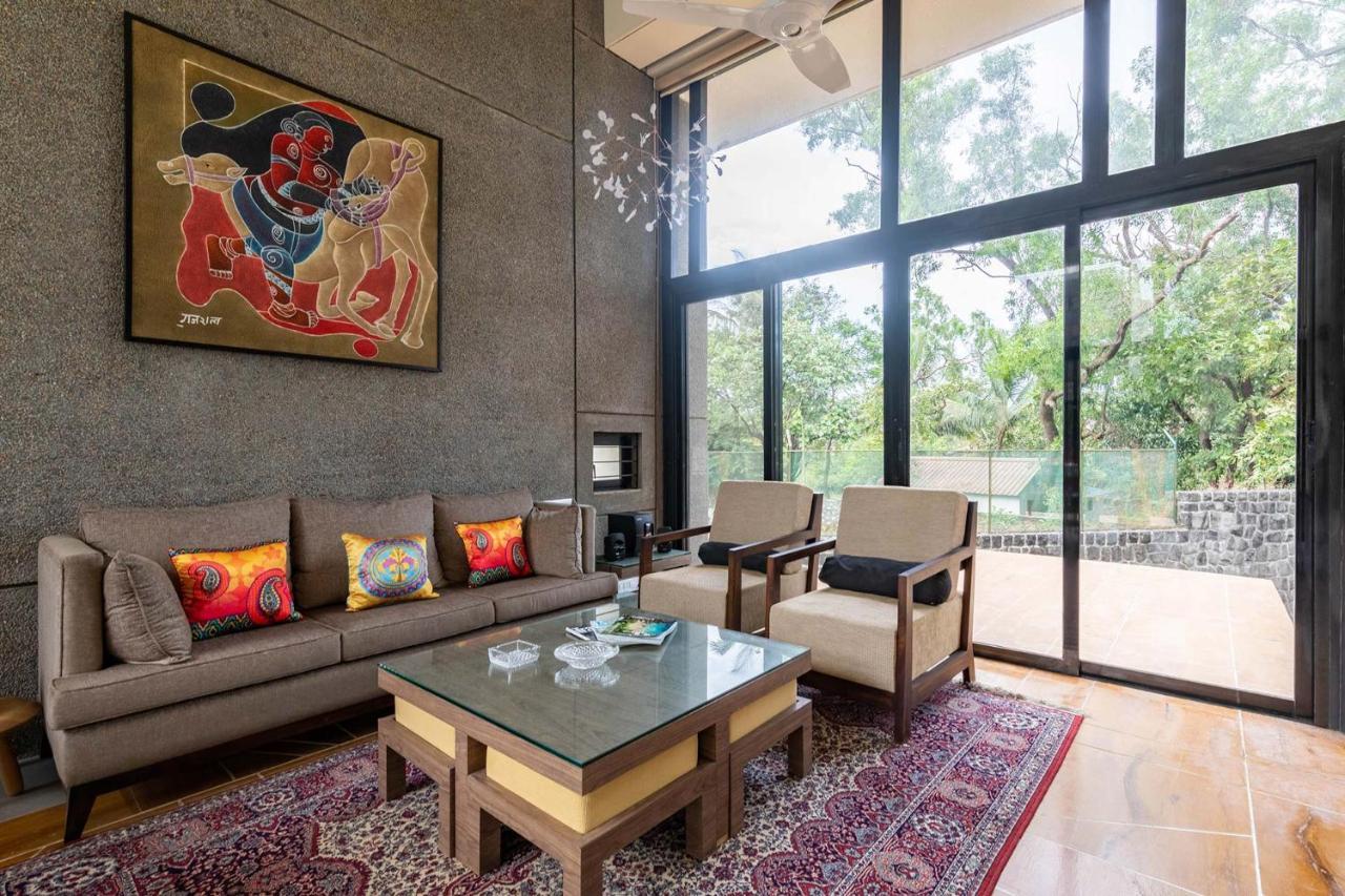 Villa Foresta By Stayvista With Modern Decor, Swimming Pool & Expansive Lawn For A Perfect Escape Lonavala Ngoại thất bức ảnh