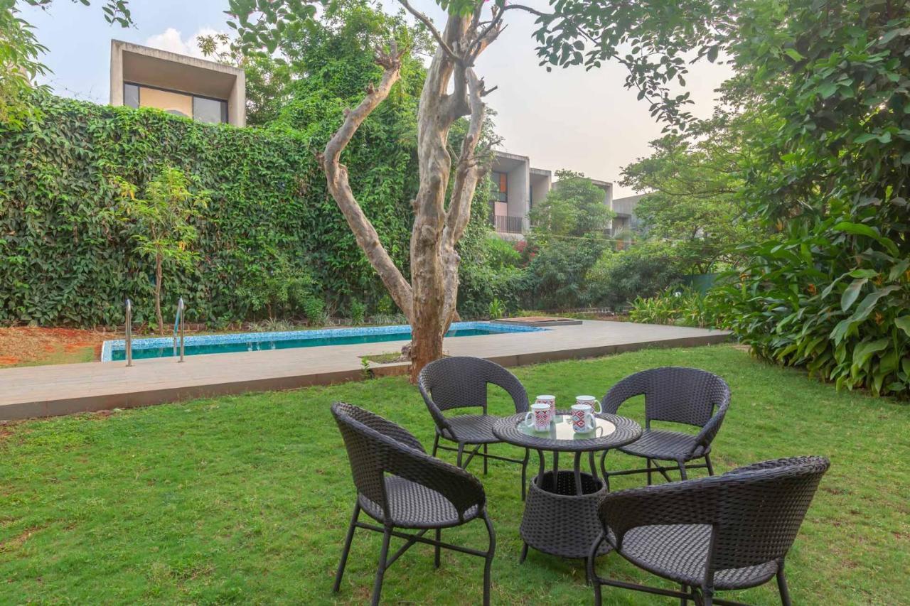 Villa Foresta By Stayvista With Modern Decor, Swimming Pool & Expansive Lawn For A Perfect Escape Lonavala Ngoại thất bức ảnh