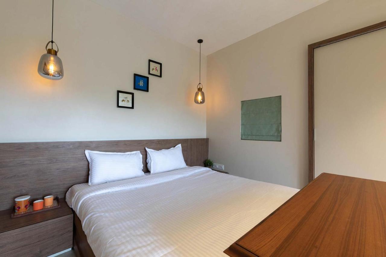 Villa Foresta By Stayvista With Modern Decor, Swimming Pool & Expansive Lawn For A Perfect Escape Lonavala Ngoại thất bức ảnh