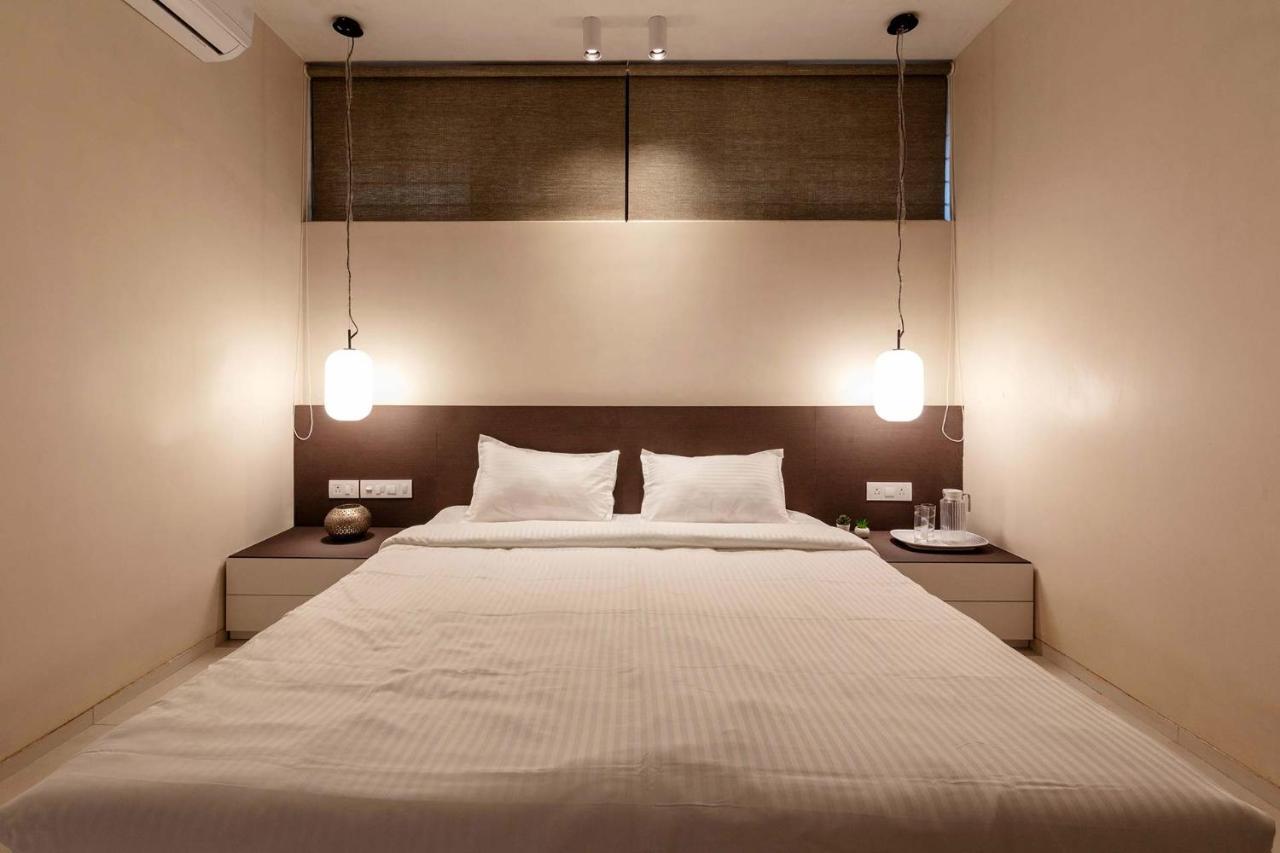 Villa Foresta By Stayvista With Modern Decor, Swimming Pool & Expansive Lawn For A Perfect Escape Lonavala Ngoại thất bức ảnh