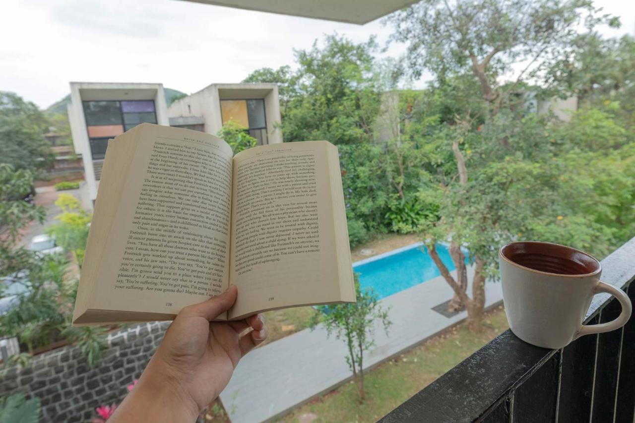 Villa Foresta By Stayvista With Modern Decor, Swimming Pool & Expansive Lawn For A Perfect Escape Lonavala Ngoại thất bức ảnh