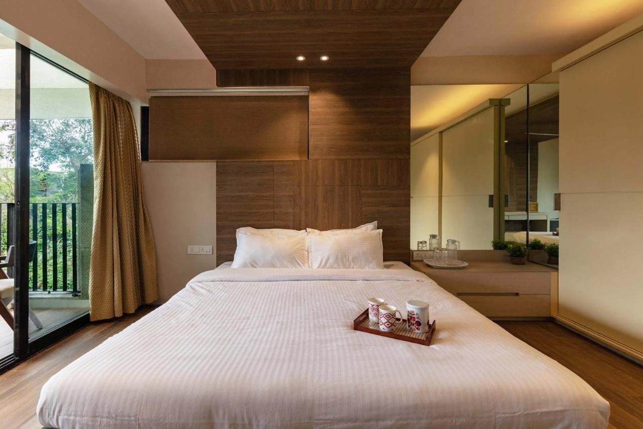 Villa Foresta By Stayvista With Modern Decor, Swimming Pool & Expansive Lawn For A Perfect Escape Lonavala Ngoại thất bức ảnh
